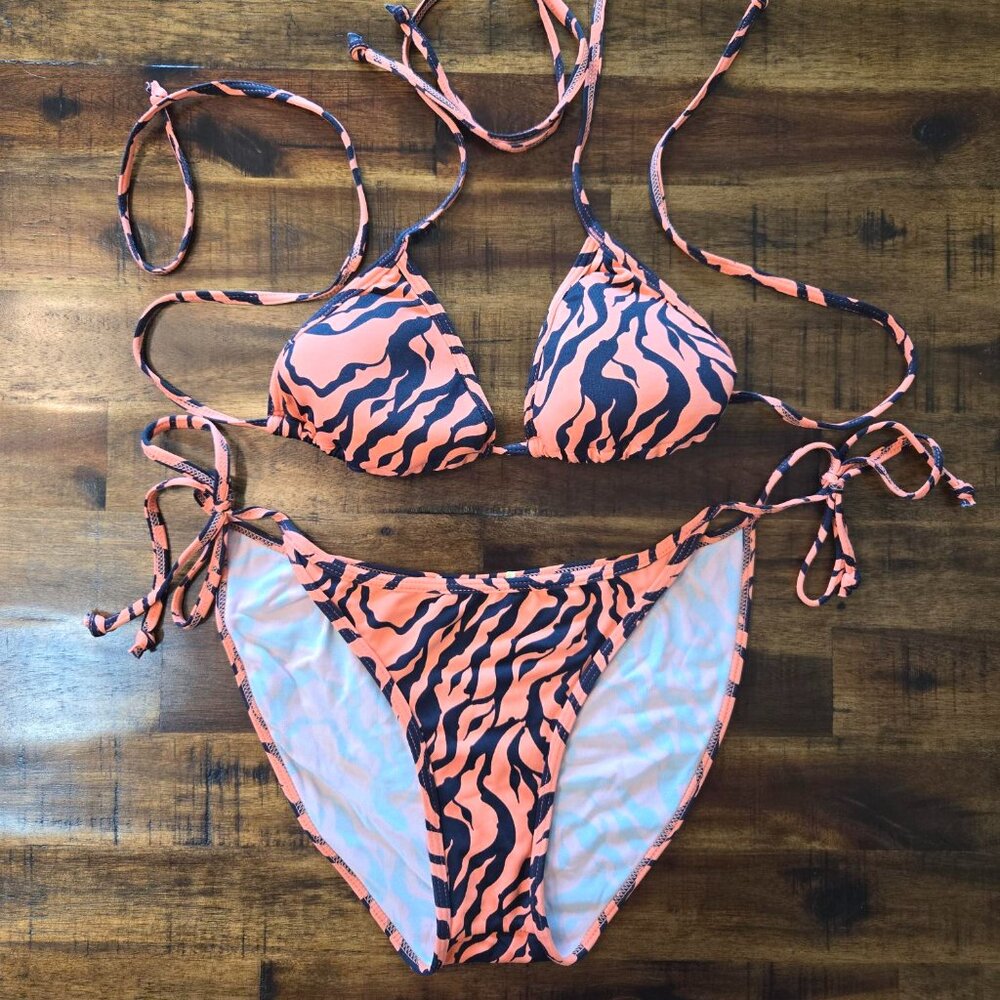 Super Cute and Flirty Bikini - Small - Orange & Black
